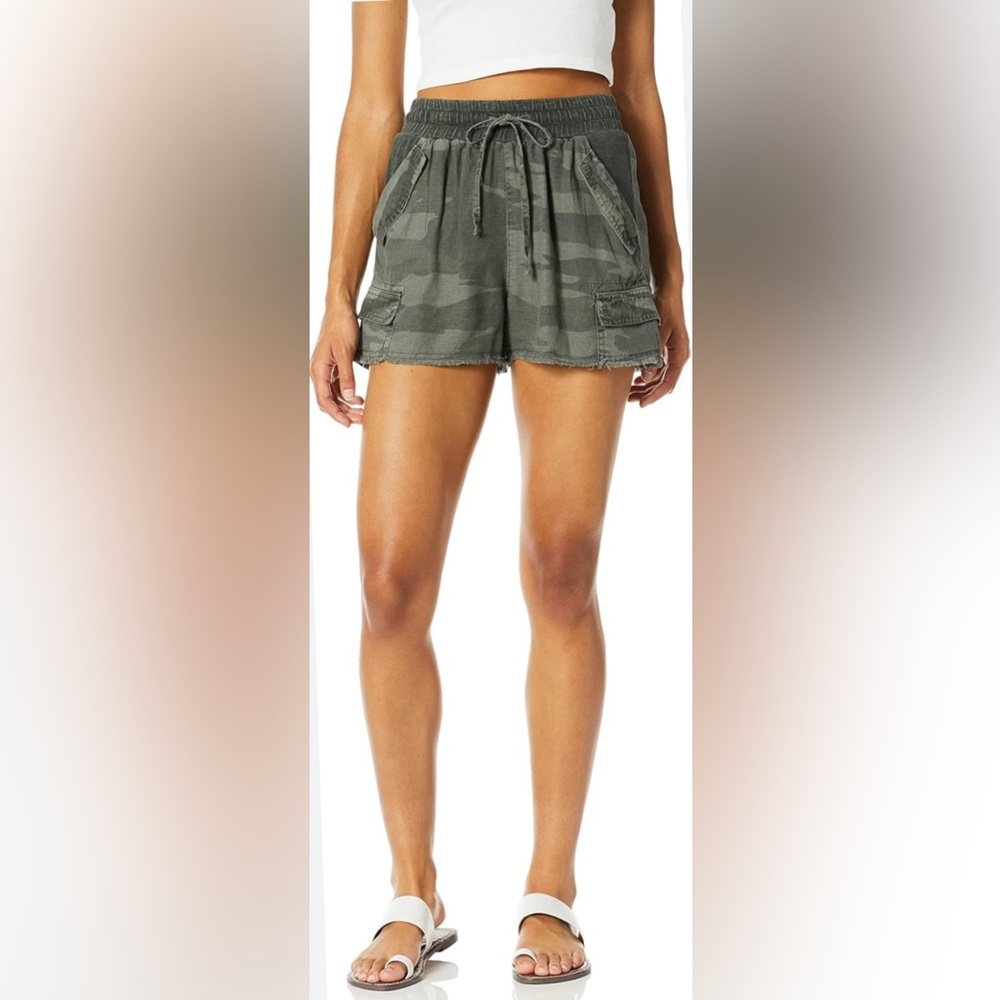 SPLENDID Linen Blend Camo Cargo Shorts Large NWT
